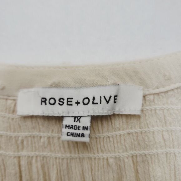 Rose + Olive Top Womens 1X Plus Ivory Textured Button Boho Smocked Blouse - Picture 8 of 9